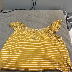 A yellow cropped old navy shirt